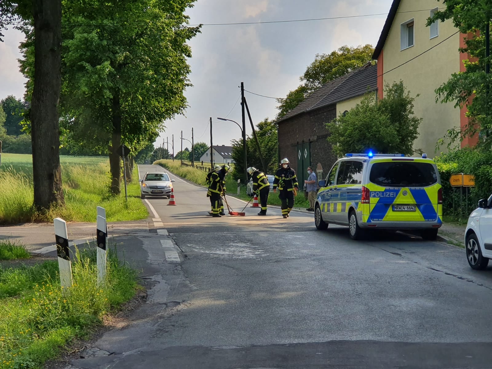 auslaufende Betriebsstoffe auslaufende Betriebsstoffe