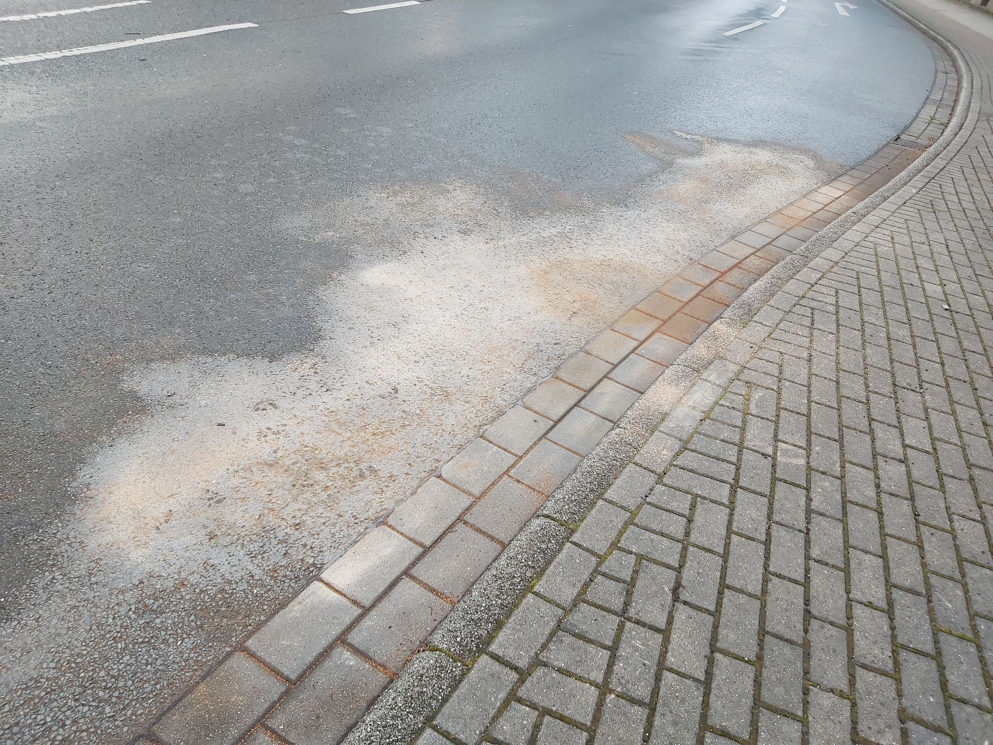 auslaufende Betriebsstoffe auslaufende Betriebsstoffe