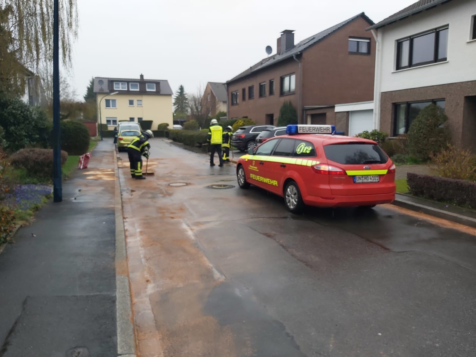 auslaufende Betriebsstoffe auslaufende Betriebsstoffe