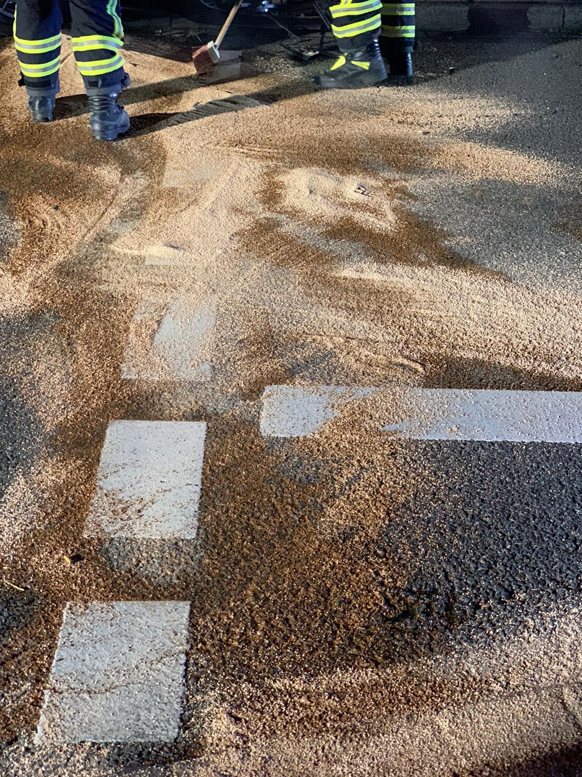 auslaufende Betriebsstoffe auslaufende Betriebsstoffe
